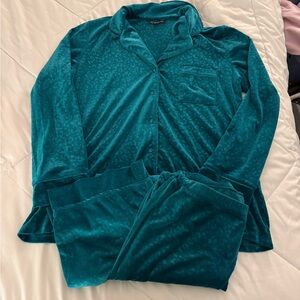 INC International Concepts Teal Lounge Set